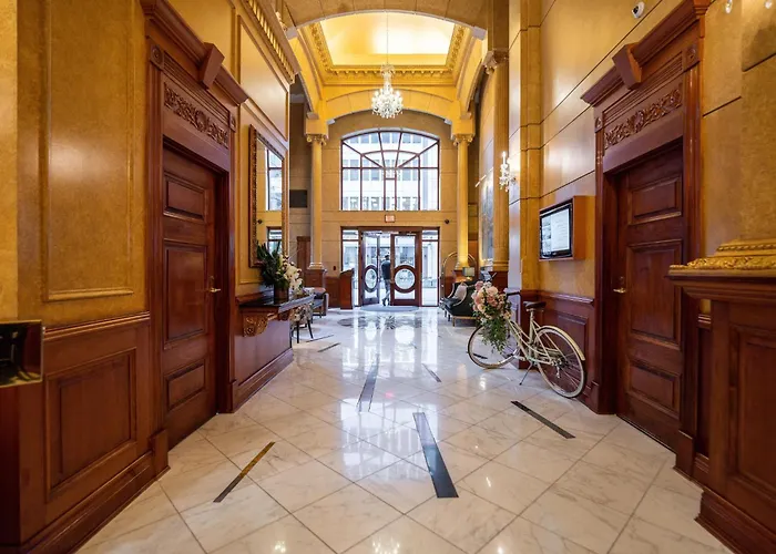 Hotel Le Soleil By Executive Hotels